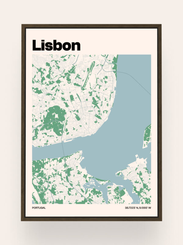 Lisbonne Carte encadrée de Lisbonne, au Portugal, présentant des détails géographiques en vert et blanc. La carte montre le plan de la ville sur fond bleu de l'eau environnante, avec les coordonnées imprimées en bas.